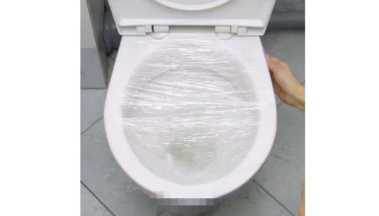 马桶被卫生纸堵了怎么快速疏通,在酒店马桶因卫生纸堵了要赔钱吗