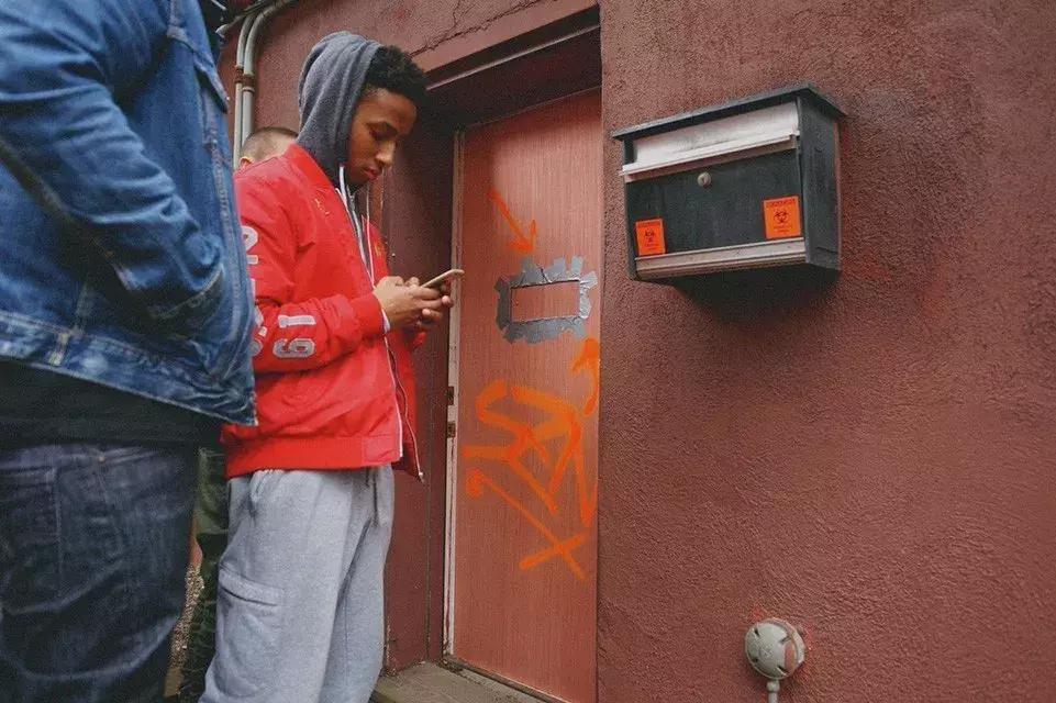 光有钱还不够？这些球鞋的奇葩发售方式！