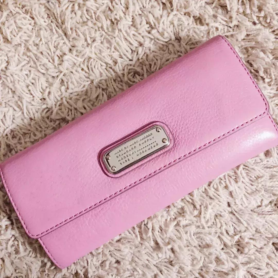 这10位女生的钱包里不仅有钱，更有你想不到的！