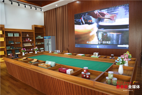 聚焦*安泰**看发展|以花为媒,惠美“泰山•百合和园”田园综合体花开最美乡村