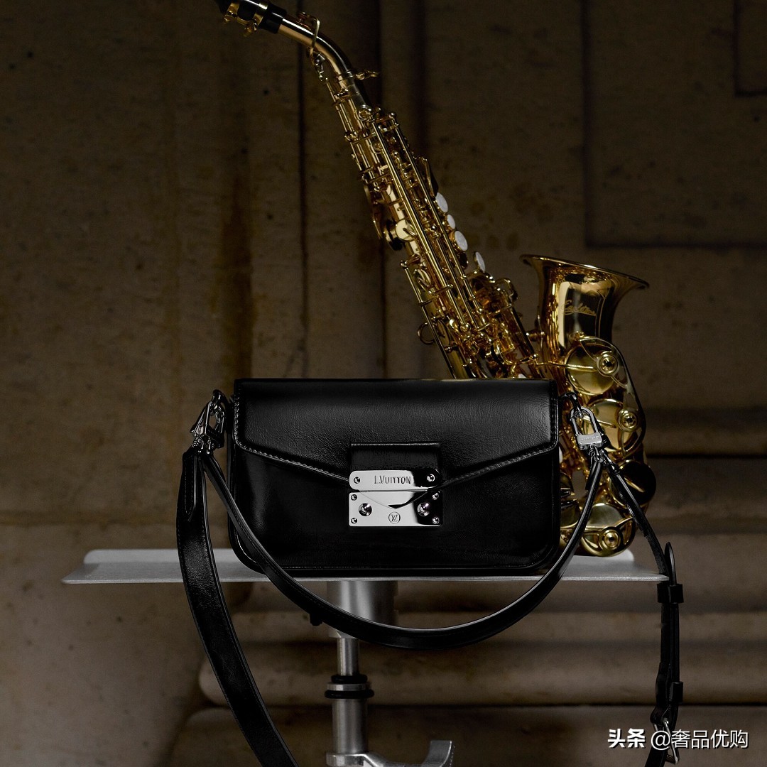 lv新包大全套都是包含什么,lv新包