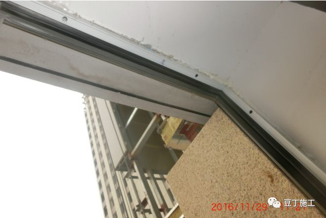 门窗漏水的最佳解决办法,门窗漏水解决方法