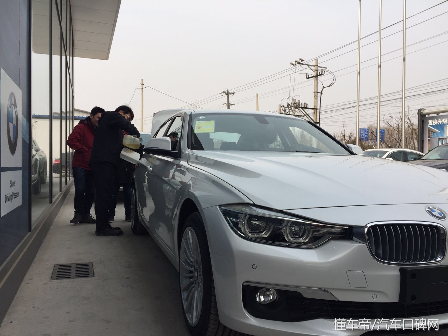 宝马320xdrive值得购买吗,宝马320lixdrive试驾