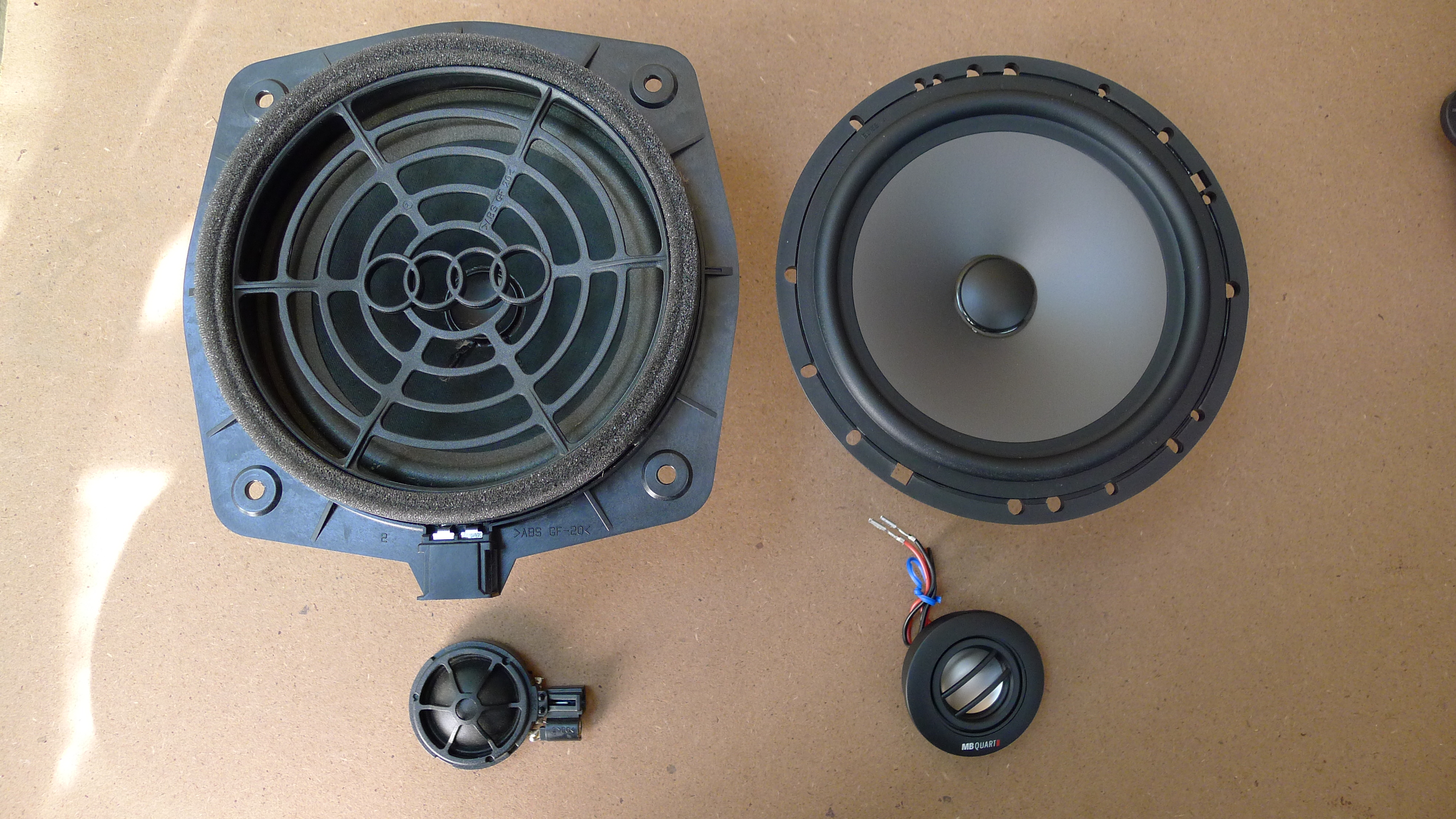 昆明奥迪tt设计,昆明奥迪tt内饰翻新