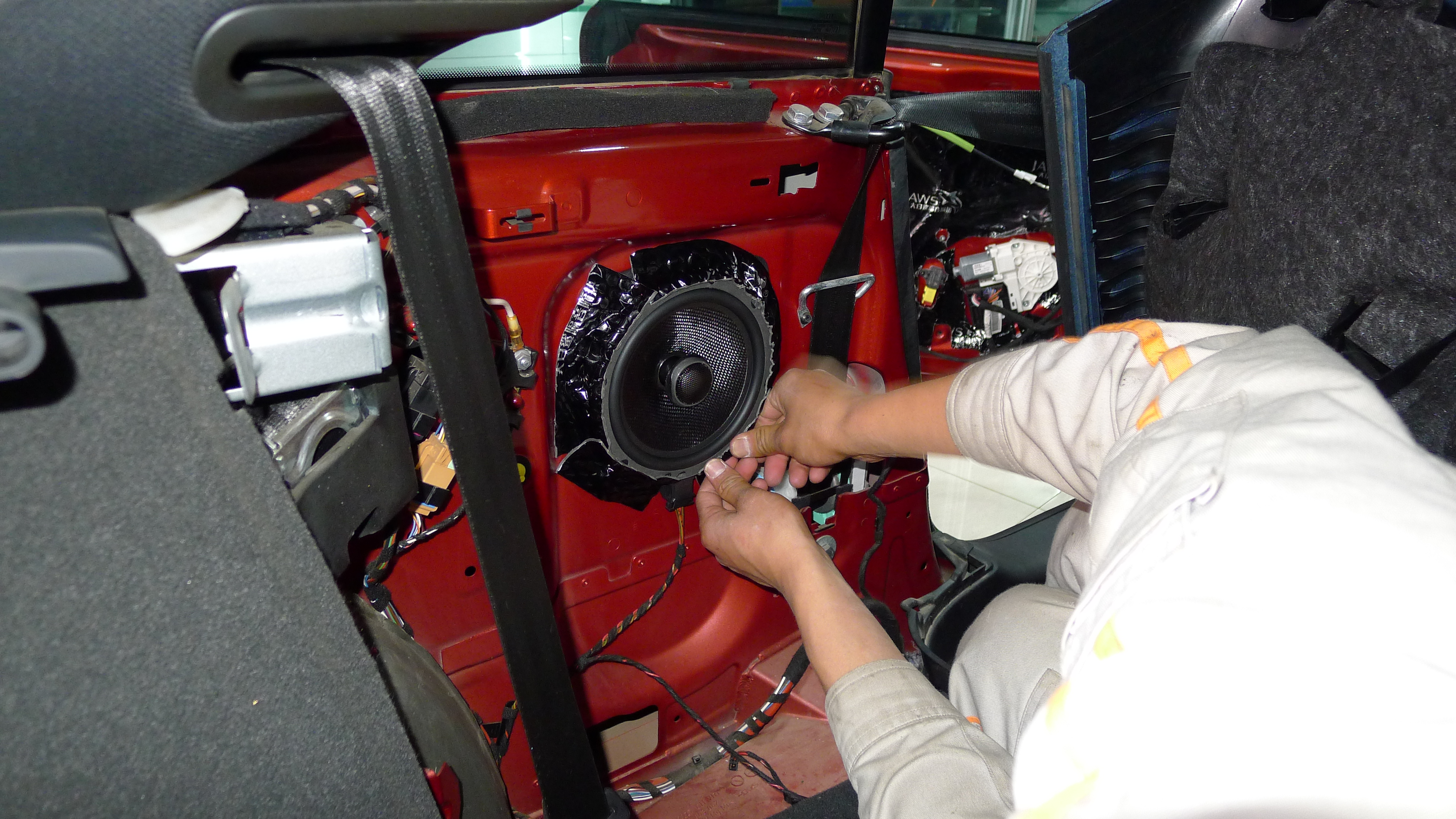 昆明奥迪tt设计,昆明奥迪tt内饰翻新