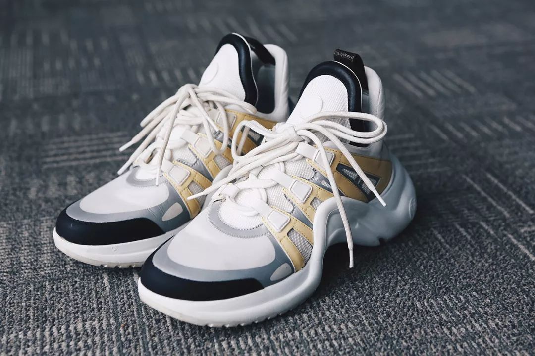 lv老爹鞋上脚效果,lv老爹鞋女款archlight