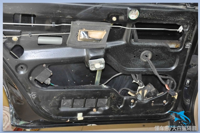 贵阳大众凌渡音响改装,贵阳元音改装汽车音响