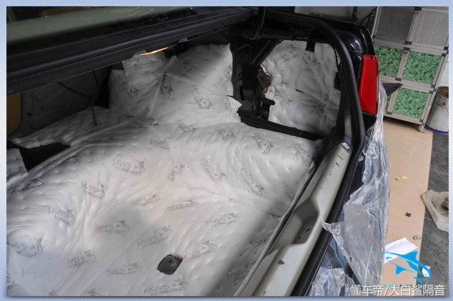 贵阳大众凌渡音响改装,贵阳元音改装汽车音响