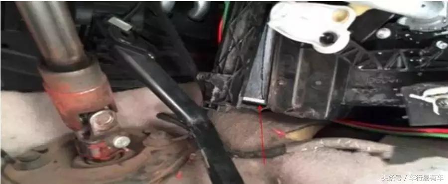 空调滤芯大概多久换一次比较好,空调滤芯一般是多久换一次