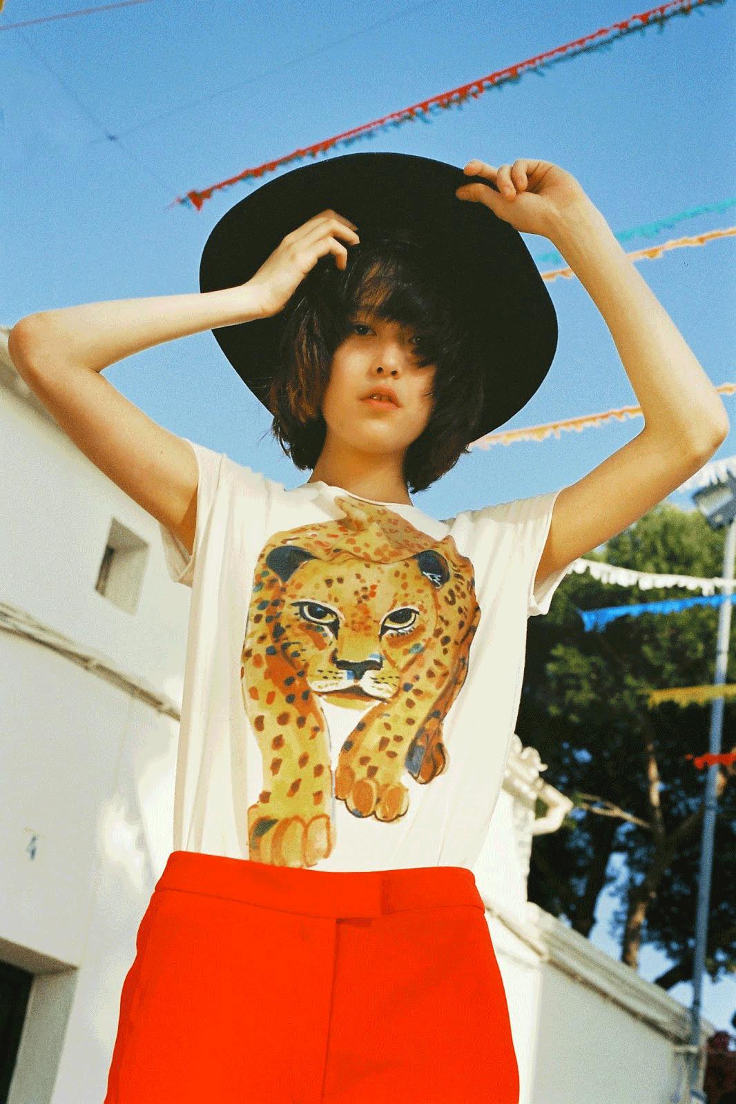 说一口“京片子”的法国时尚缪斯,GUCCI对她都欲罢不能?