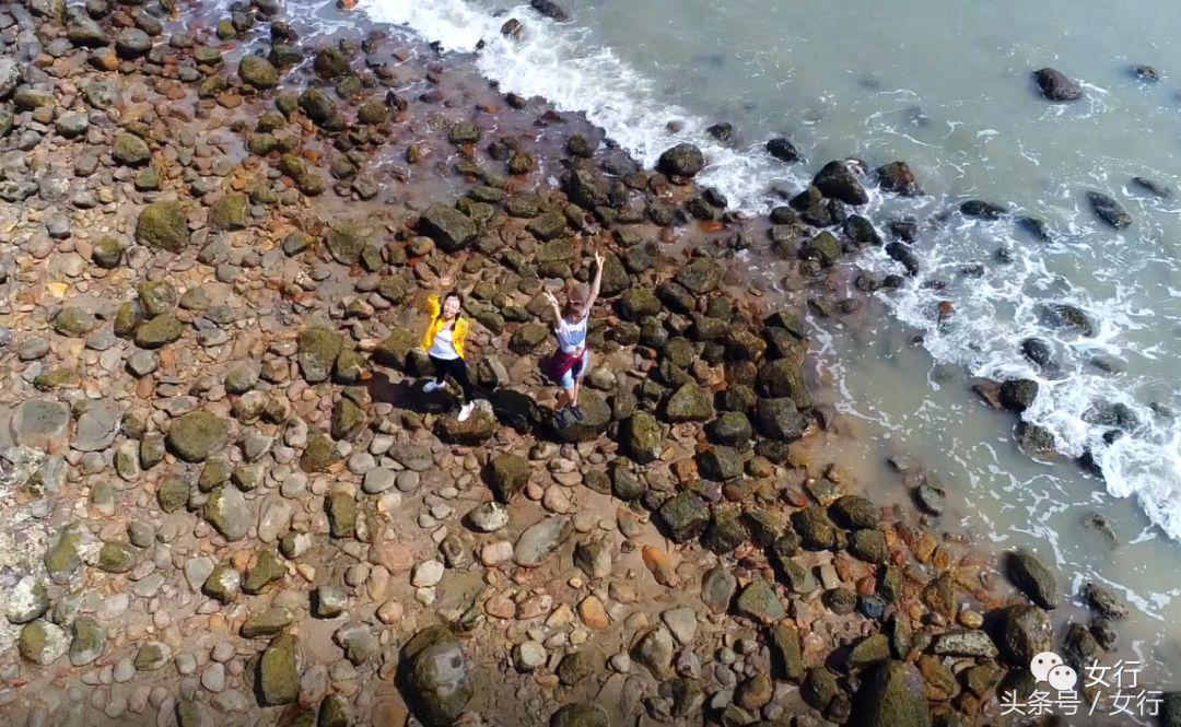 女行｜品尝活着的维生素C绿蚂蚁，半开发的现代土著人部落YARRABAH