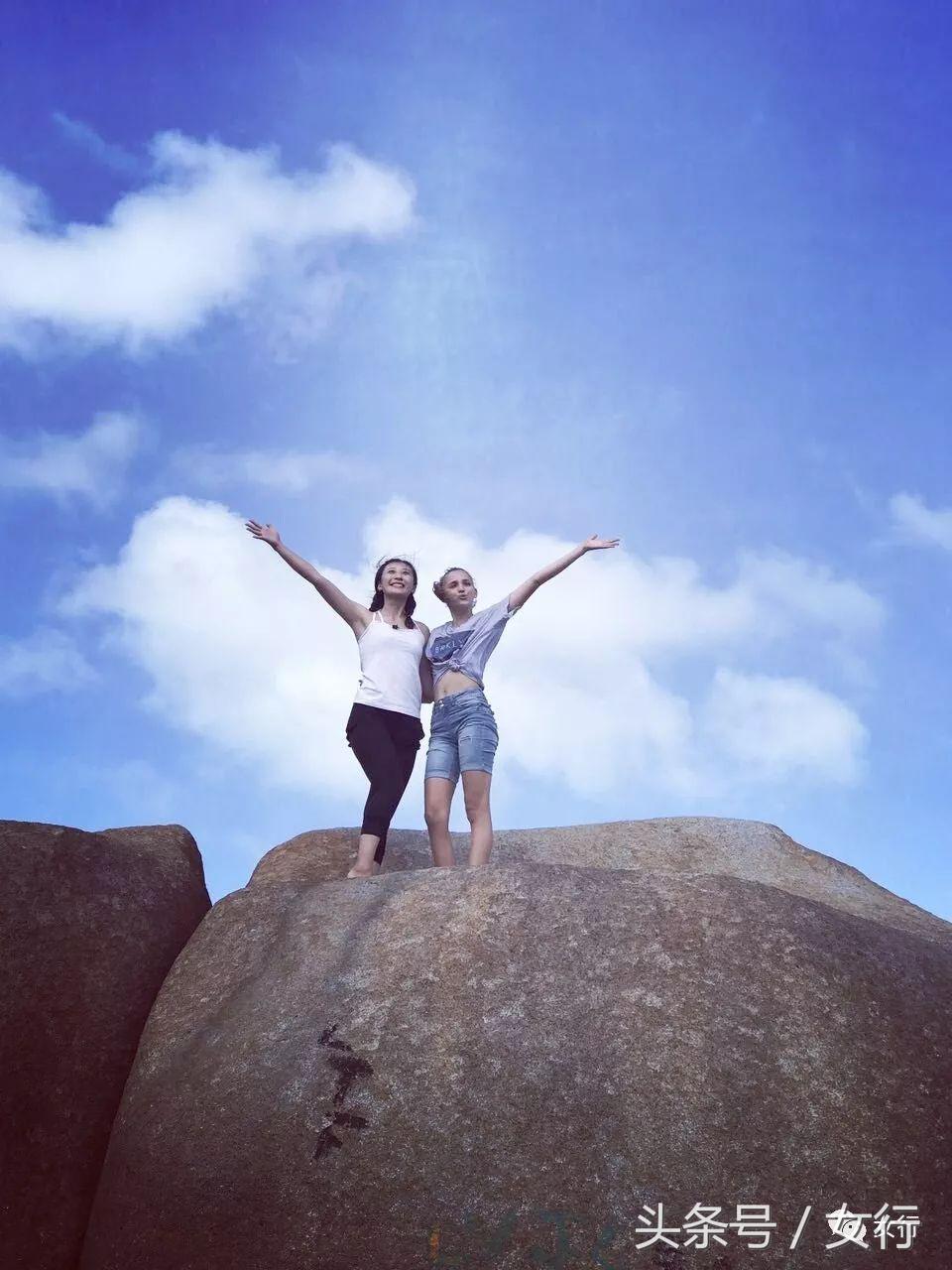 女行｜品尝活着的维生素C绿蚂蚁，半开发的现代土著人部落YARRABAH