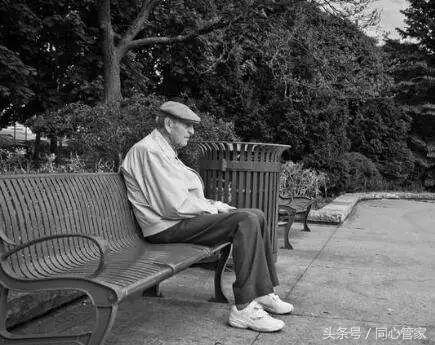 别让你的坏情绪毁了你的明天,不要让坏情绪毁你的一整天文案