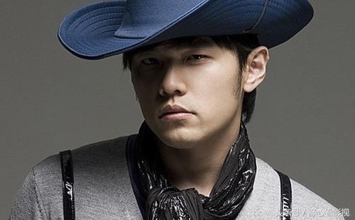 这位华语圈顶级音乐人，如今幸福的只剩奶茶和月半！