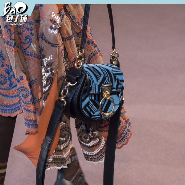 时装周前十名,时装周巴黎2023包包