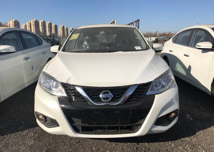 骐达tiida和飞度哪个值得入手,两厢车飞度和骐达