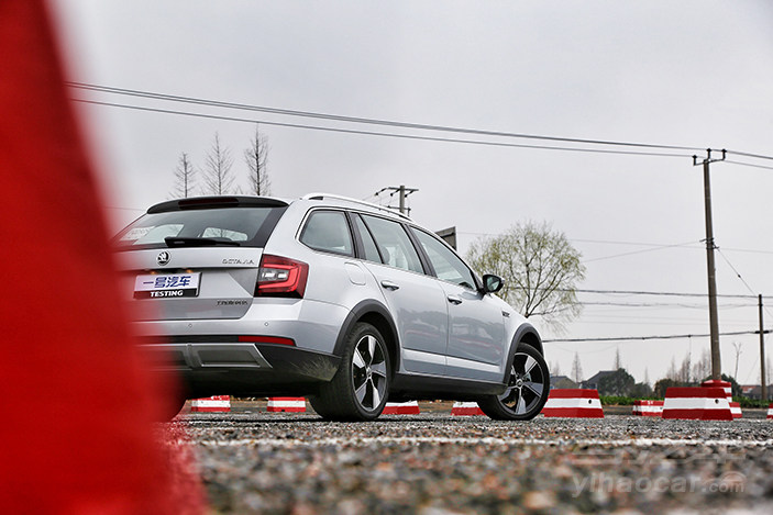 全新斯柯达明锐旅行试驾,18款顶配斯柯达明锐旅行