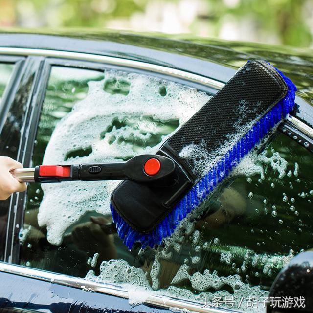 夏天汽车防暴晒方法,夏天汽车暴晒开窗好还是不开