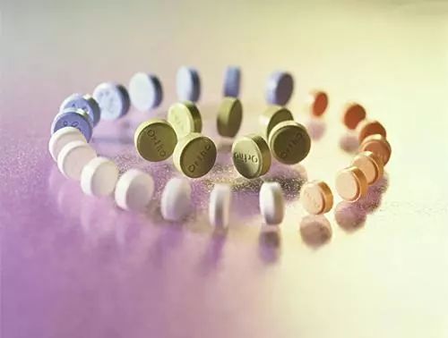 多次吃紧急避孕药会不会导致停经,多次重复吃紧急避孕药