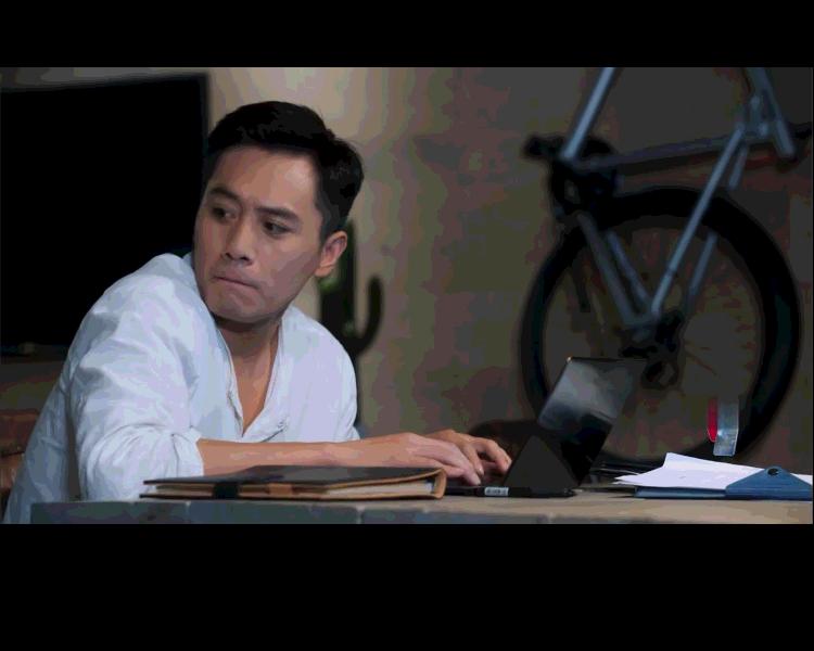 老男孩插曲刘烨唱的完整版,老男孩刘烨解说