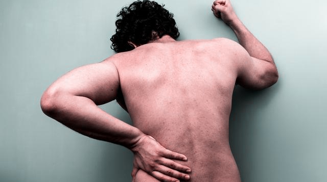 腰间盘突出压迫神经痛如何缓解,腰间盘突出压迫神经怎么锻炼缓解