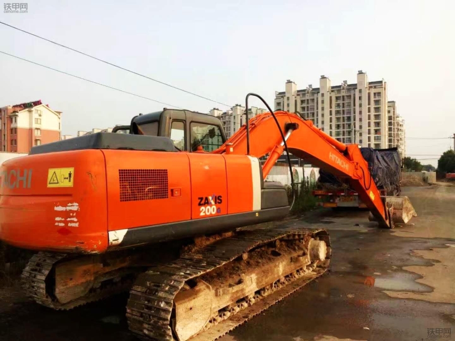 花60万买下110万房子现在后悔不已,花60万买二手挖机