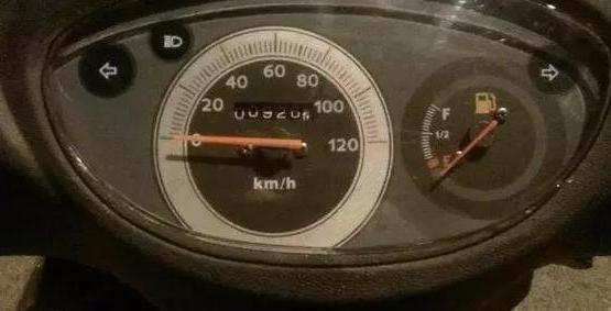 摩托车没有油了是什么样的,摩托车没油加完油为什么打不着火