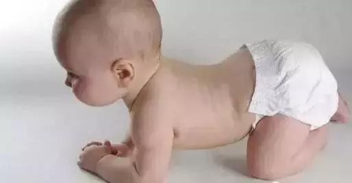 宝宝红屁股是纸尿裤问题么,宝宝红屁股是纸尿裤的问题