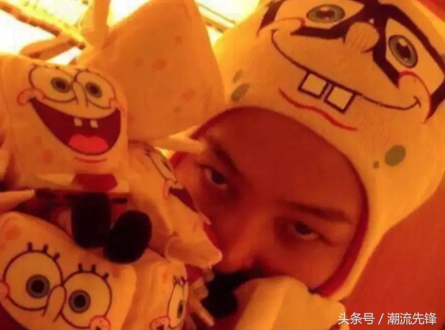 剃了板寸依旧帅气的男生,gd入伍后的样子