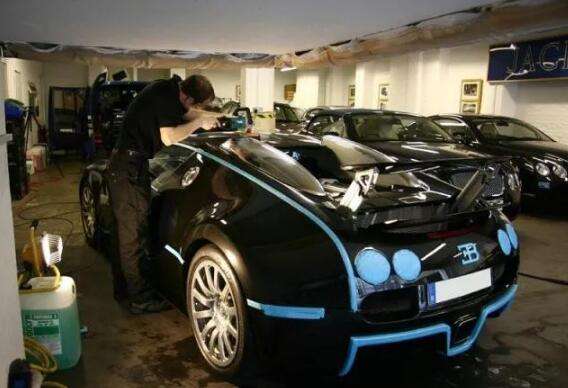 洗车工一个月能挣多少钱,洗车工一个月能赚多少钱