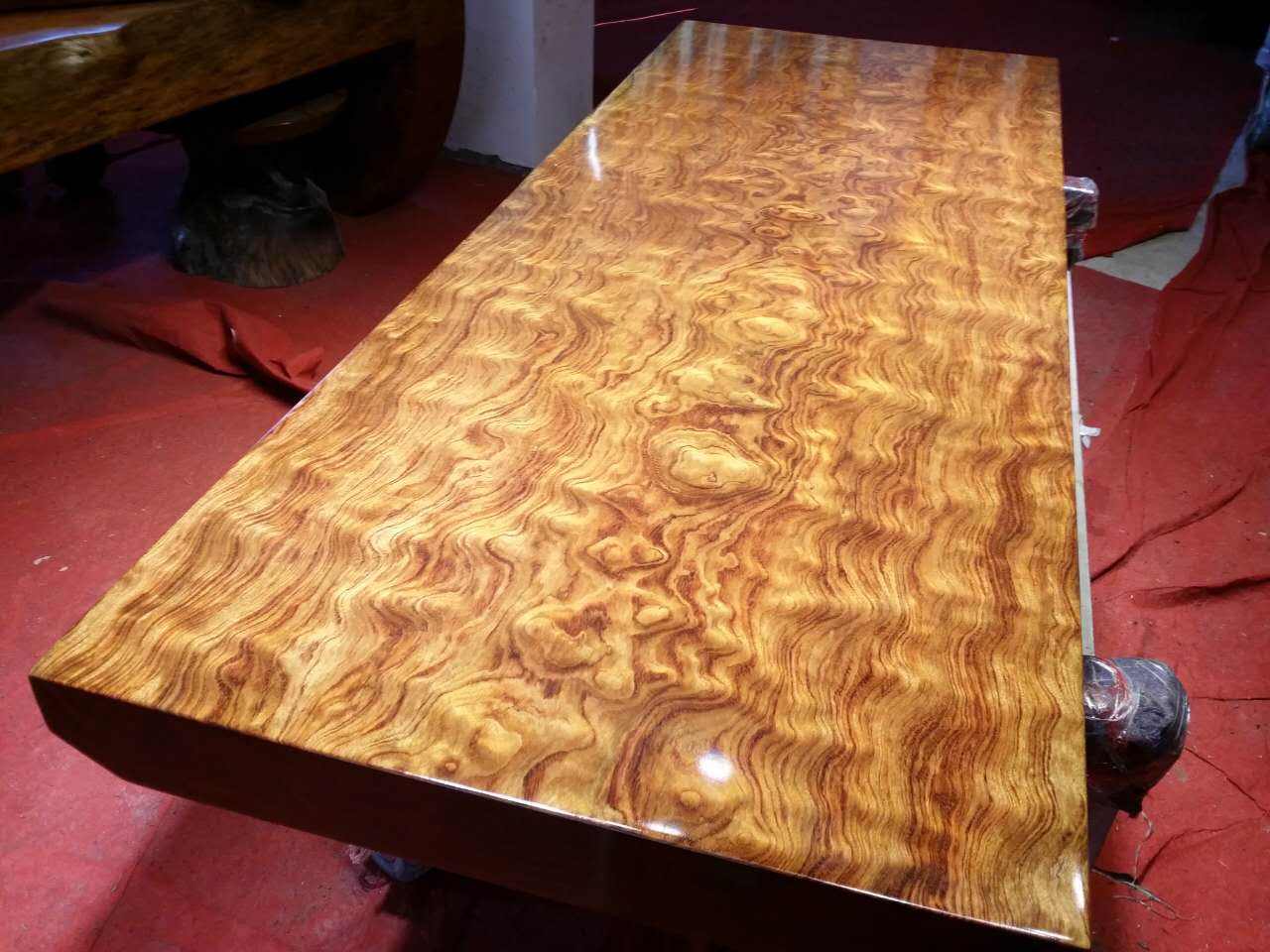 你所知的“非洲花梨木”是这样的嘛?