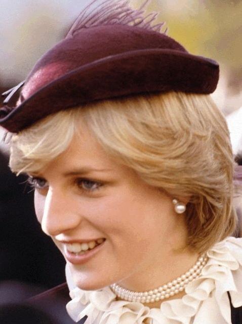 珍珠为什么称为珠宝皇后,珍珠是珠宝界的皇后