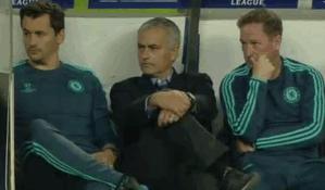 女裁判被袭击集锦,足球女裁判被袭视频