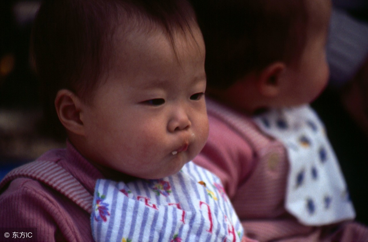 初三男孩被同学欺侮怎么办,孩子被欺负脱裤子咋办