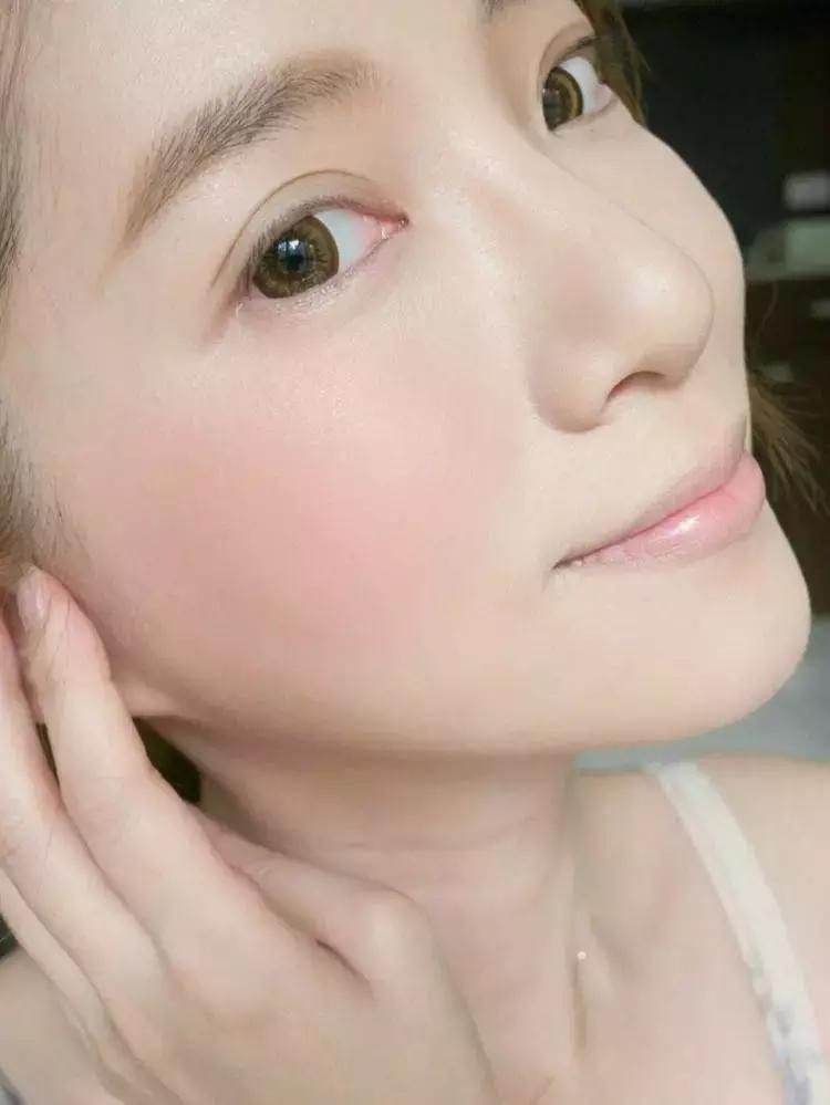 公认最好看的腮红图片大全,很显白的腮红推荐平价品牌