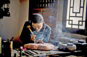 一个励志让“中国四大名砚”再加上一个数字的男人——方晓