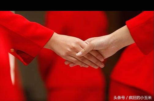 握手礼仪的顺序有什么讲究,握手的忌讳应如何把握