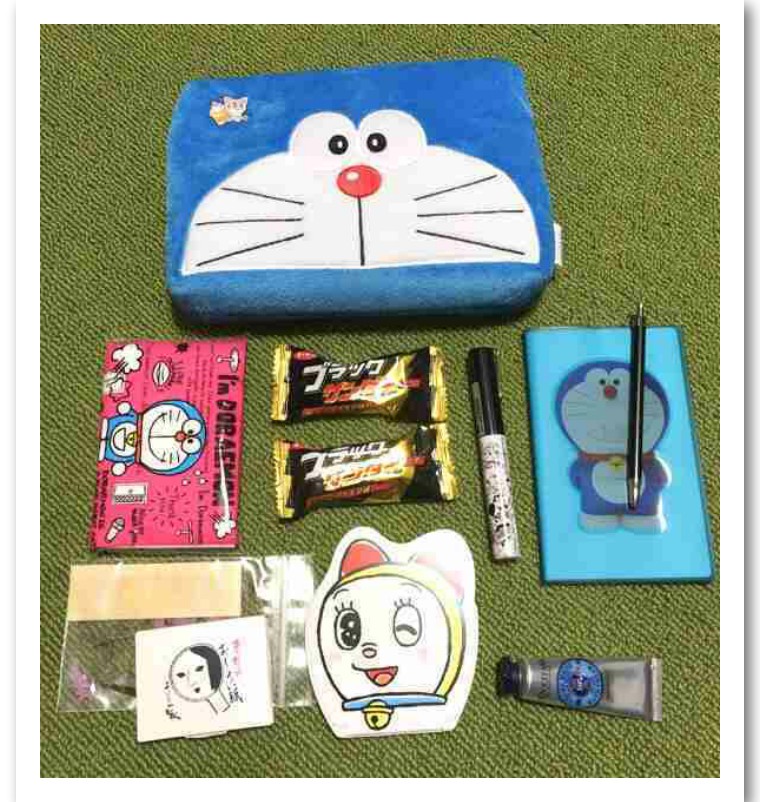 日本化妆包里面装什么东西,日本女生化妆包里有什么