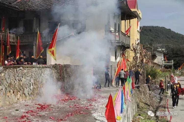 莆田人闹元宵视频,莆田人闹元宵办酒席