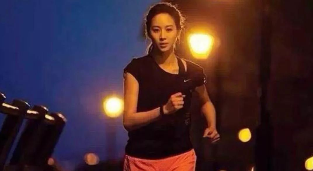 大s一周瘦20斤减肥法,大s减肥食谱一日瘦20斤