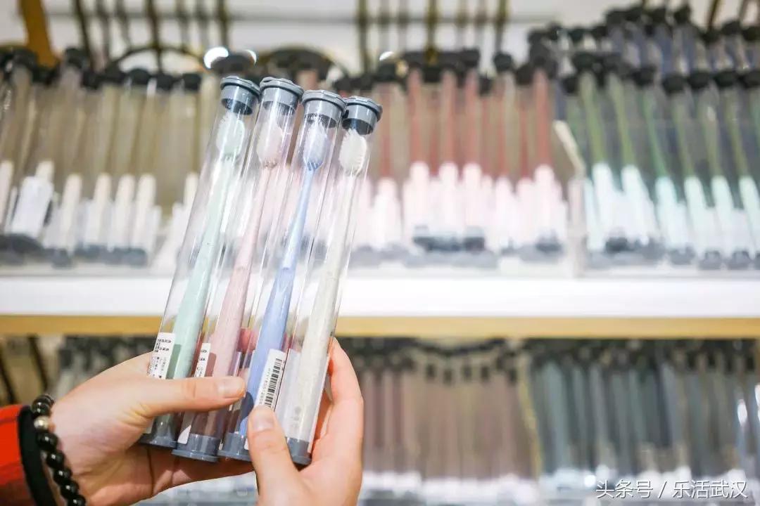 我们逛了武汉最常见的合集店铺，告诉你哪些单品好用到开挂！