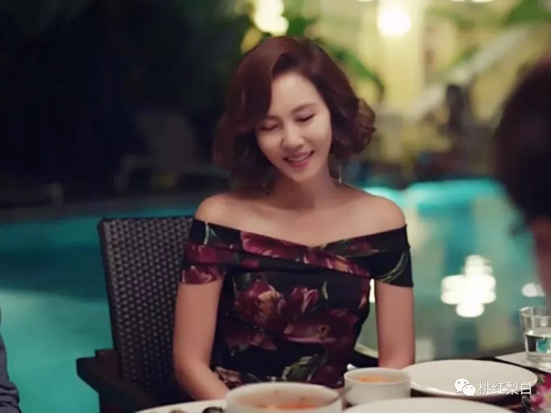 安迪职场穿搭技巧,职场女强人安迪穿搭