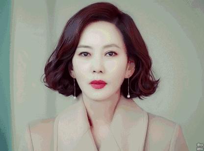 安迪职场穿搭技巧,职场女强人安迪穿搭