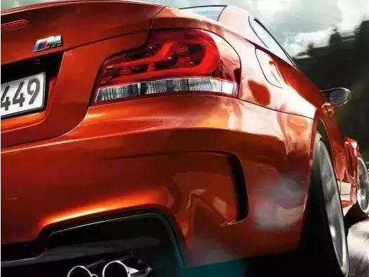 汽车屁股字母意思,车屁股标志是一串字母