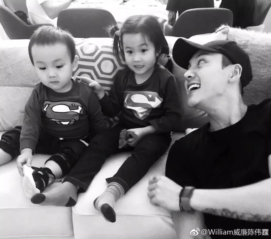 这位小花不仅自曝体重，还大方回应撞脸马思纯、姚晨的“梗”