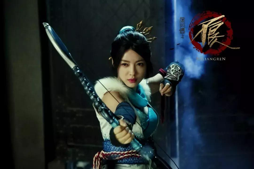 这位小花不仅自曝体重，还大方回应撞脸马思纯、姚晨的“梗”