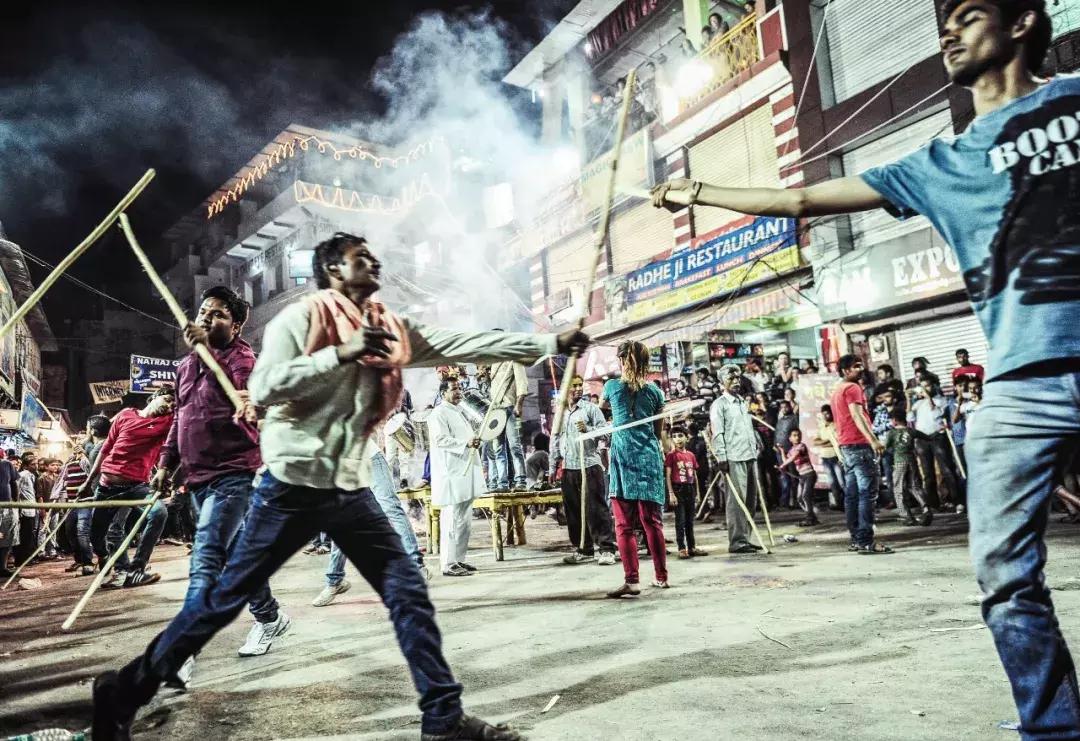 很色很燃很激情,普什卡的洒红节!