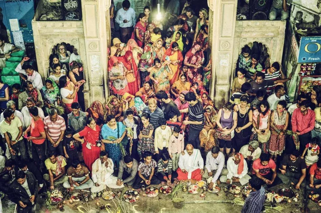 很色很燃很激情,普什卡的洒红节!