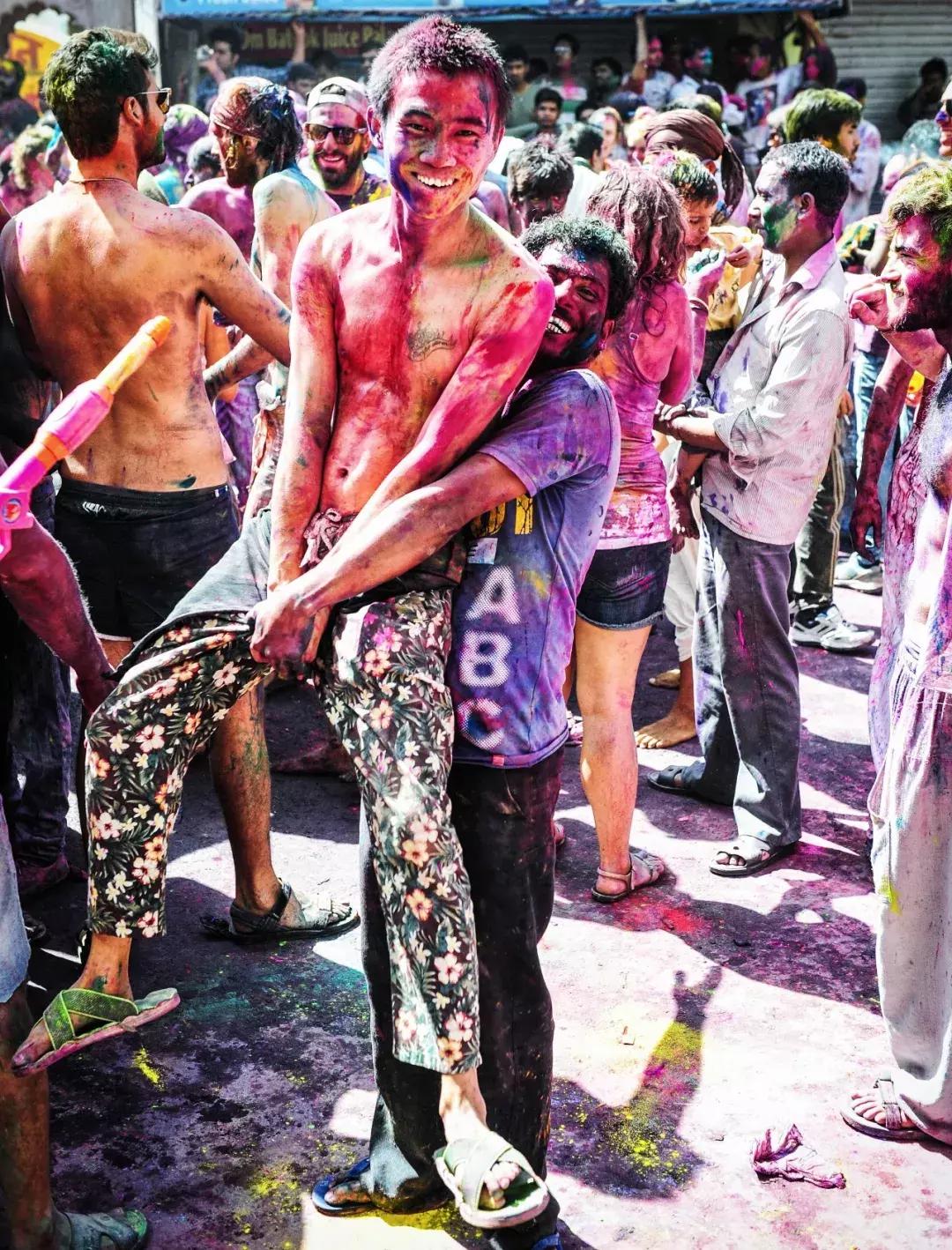 很色很燃很激情,普什卡的洒红节!