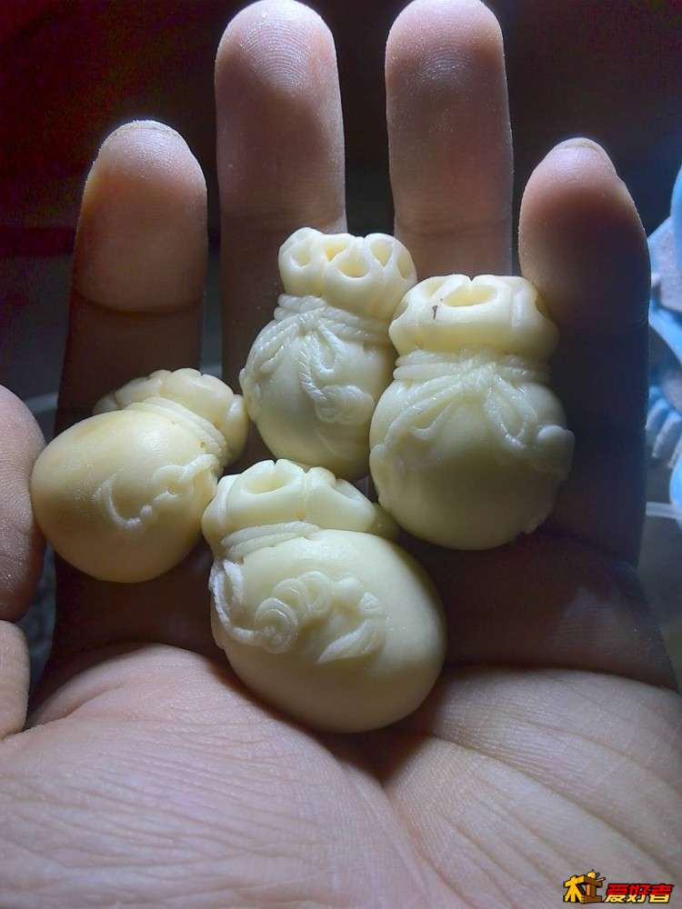 玉髓钱袋福袋,小钱袋福袋玉坠